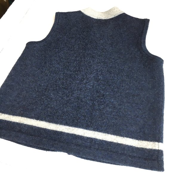 J Crew 100% Wool Sweater Vest Made in Hong Kong - Picture 7 of 15